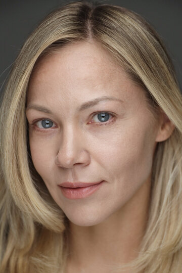 Лана Бражник