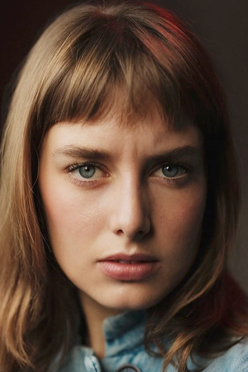 Zoe Brough